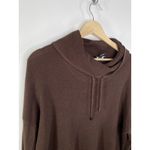 Jones New York  Signature Brown Waffle Knit Sweatshirt Women's Size Medium M Photo 3