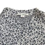 St. John Women’s L Mock Neck Sleeveless Shell Top White Snow Leopard Cheetah Photo 2