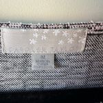 Carolyn Taylor  Black Pink White Knit 3/4 Sleeve Top, Medium Women’s Pullover Photo 3