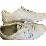 New Balance Women's 555 V1 Sneaker Retro Style Overcast/Champagne Metallic Photo 0