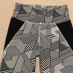 New Balance High Rise Patterned Leggings Photo 2