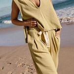 Free People  Beach Day Tripper Top & Pants Set Verte Green Photo 0