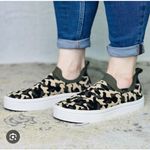 Reebok  Onlux Slip On Camouflage‎ Walking Shoe Size 6.5 Photo 2