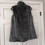 Yarra Trail Women Size 14 Faux Fur Vest Gray Super Soft Plush Outerwear Gorpcore Photo 8