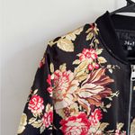 36.5 Bomber Jacket Floral satin - Black and Red woman’s sz M Photo 10