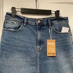 Kensie Size 4 Vintage Luxe The High Rise Midi Skirt Front Slit Denim Jean Photo 1