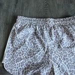 Johnny Was NWT Calme White Grey Multi Animal Print Elastic Waist Shorts Sz Large Photo 7