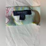 Madison Leigh women’s green floral v neck Madison sleeveless Tank Top LG cute GUC polyester Photo 1