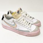 Nike  Blazer Low '77 BT Be True Rainbow LGBTQ Pride‎ Pink White DD3034-100 Photo 2