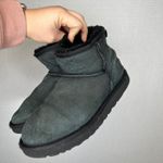 UGG  Classic Ultra Mini Ankle Boots Black Suede Sheepskin Lined Women's Size 9 Photo 2