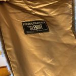 Vintage Regina Glenara by Glenoit Faux Fur Wrap with Satin Lining & Pockets OS Brown Size undefined Photo 5
