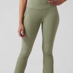 Athleta  Elation Rib Crop Flare green work out cropped leggings size medium Photo 1