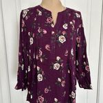 Fun2Fun  Plum Floral Maley Pleated V-Neck 3/4 Sleeve Blouse Size XS Photo 0