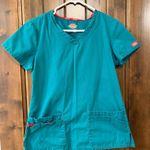 Dickies  Scrubs Set Photo 1