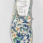 Mad love Women’s Kendra Floral Canvas Lace Slip On Sneakers Shoes Size 6 Photo 1