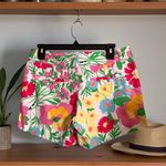 Lilly Pulitzer  Women's Shorts Size 6 Floral Print 100% Cotton Summer Resort Photo 1