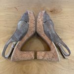 Cordani Italy Women's Wedge Slingback Criss Cross Metallic Platform Sandal Sz 39 Gold Photo 2