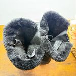 Women's Black TOTES Winter Boots Size 6 Photo 5