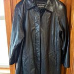 wilson's leather  Black Long Coat Classic Zip-Front‎ Design 3M Insulate Size Large Photo 0