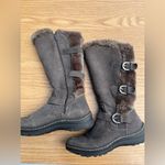 Baretraps 🔥  Boots Size 6.5 Womens Faux Fur Suede Photo 1