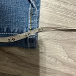 Levi's Levi’s 314 Shaping straight Jeans Woman’s size 31 Medium Wash Mid Rise Stretch Photo 4