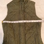 Magellan outdoors Women’s Magellan Classic Fit Quilted Vest Photo 3