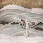 Brooks  Trace 4 Running Shoes Women’s Size 10 NWT Photo 0