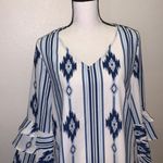 Fashion Express white native print ruffle flare sleeves v Photo 1