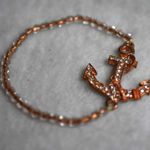 Source Unknown Anchor's Away Rose Gold Rhinestone Accent Beaded Stretch Like New Bracelet Photo 0