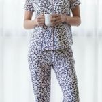 NWT Karen Neuburger 2 Piece Pajama Set Natural Stretch Grey L White Size L Photo 0