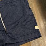 Vuori  women shorts size S Photo 1