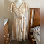 Elegant Cream Midi Dress White Size 4 Photo 2