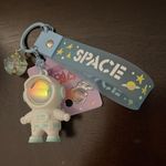 Cute cartoon Astronaut with the sunset light keychain White Photo 5