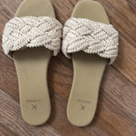 Kaanas Katanas slides Photo 0