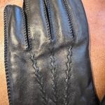 Roundtree & Yorke  Black Leather Gloves Sz L NWT Photo 3