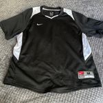 Nike  Team Black White Rugby Soccer Training V-Neck Shirt Size Large EUC #0852-AT Photo 1