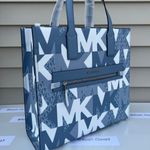 Michael Kors MK Kenly Large Logo Tote Bag Photo 1