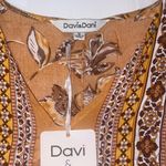 Davi & Dani NWT  Floral/Stripe Top Women’s Medium Photo 1