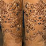 Agave  BOOTS women’s size 10 Dulce Mariel Tan Embroidered Cowboy Runs small Photo 10