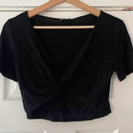 Krisa  Twist Front Crop Top Black Tee‎ Size XS Ribbed NWT Photo 0
