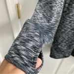 Athleta  Space Dye Cowl Neck Pullover Grey Women’s XS Activewear Running Photo 4