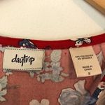 Buckle DAYTRIP Floral Strappy Top Red Blue White Short Sleeve Cutout Tee Small Photo 5