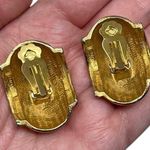 Carol Dauplaise Vintage Signed Dauplaise Gold Tone Clip On Statement Earrings Retro Classy Photo 3