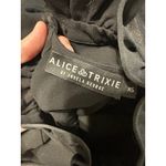 Alice & Trixie  Black‎ Ruffle Neck Top Short Sleeve Blouse Womens XS Photo 5