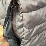 Old Navy  Water Resistant Narrow Channel Packable Puffer Jacket Purple Small Tall Photo 7