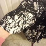 Maggie Barnes  5X Black White Abstract Print Tunic Top Photo 2