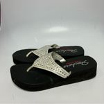 Skechers yoga foam flip flop sandals size 9 Photo 3