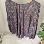 Izzy & Lola  boutique bird blouse small Photo 2