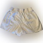 Wilfred Aritzia  Free Pull On Linen Shorts White Size XS 2.5” Inseam Photo 2