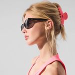 Alo Yoga 90's Claw Clip Neon Bubblegum Photo 6